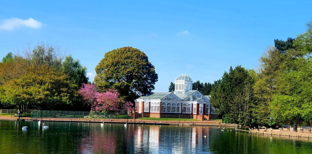West Park Annex - Central Wolverhampton Eksteriør billede